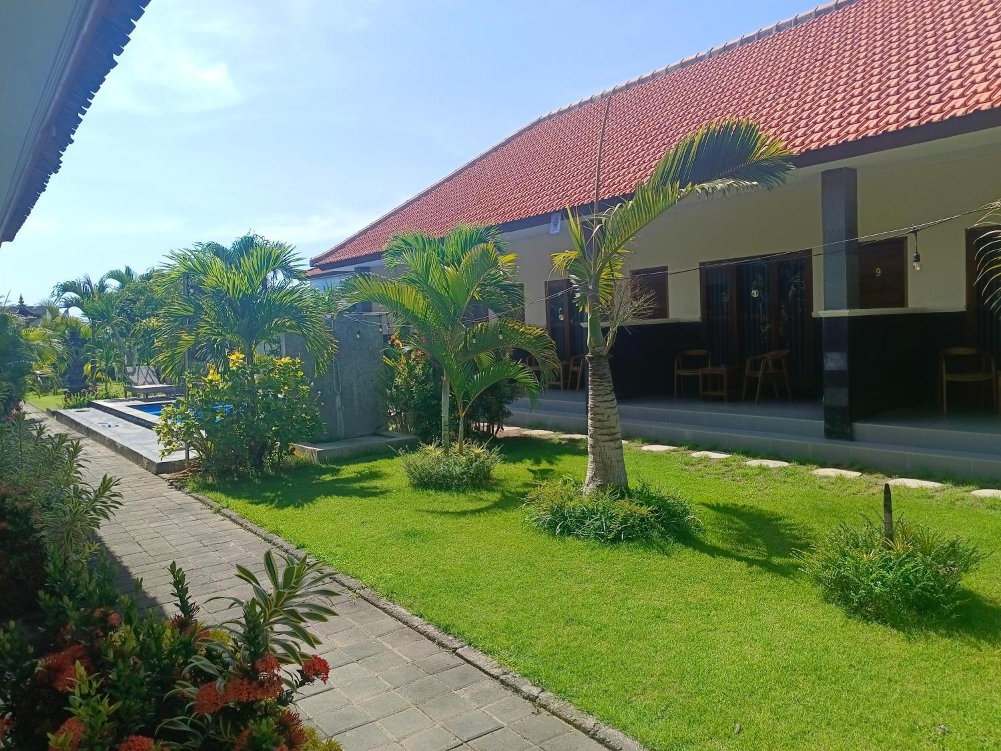 Dega Gardens Hotel Canggu  Exterior photo